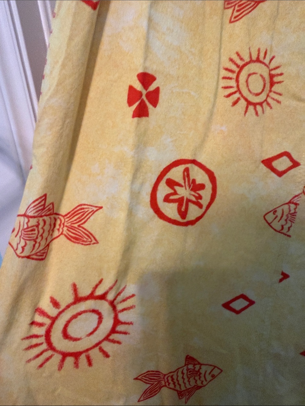 Jennifer Moore Vintage 90s Yellow Dress with Coral Fish Sun Motif Resortwear - Picture 6 of 10